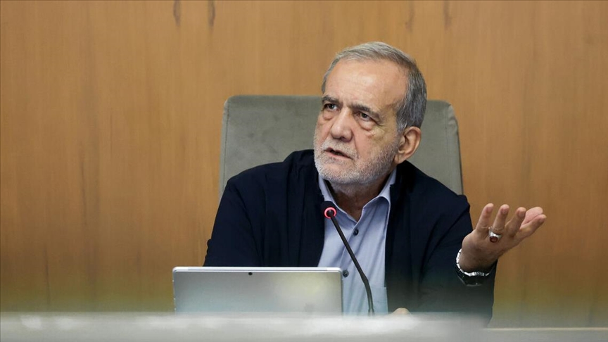 پزشکیان: با بگیر و ببند و اخراج، جامعه اصلاح نمیشود