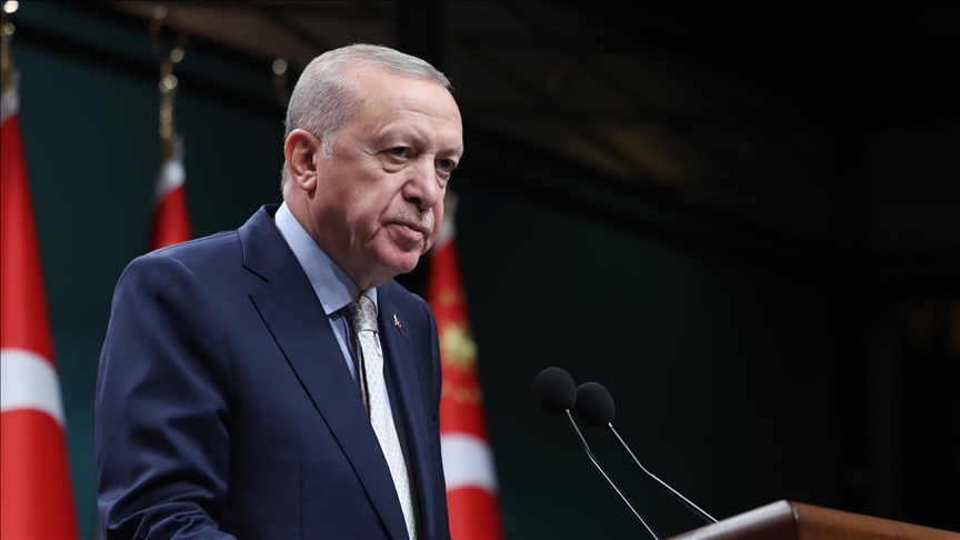 Le président Erdogan félicite Tufan Erhürman pour son élection à la présidence de la RTCN
