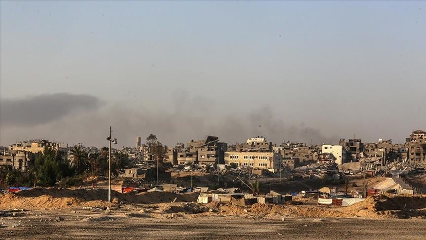 5 Palestinians killed in Israeli airstrike in central Gaza despite ceasefire