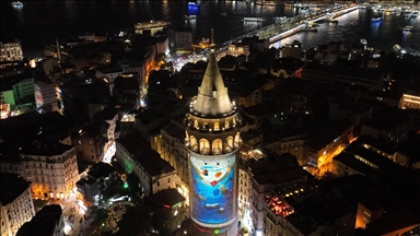 Galata Kulesi'ne "Sıfır Atık Forumu" kapsamında çevre temalı görseller yansıtıldı