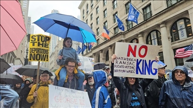 Threats to democracy, free speech drive mass 'No Kings' protests in US
