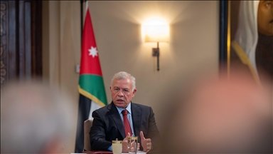 ملك الأردن يؤكد على ضرورة الالتزام باتفاق غزة