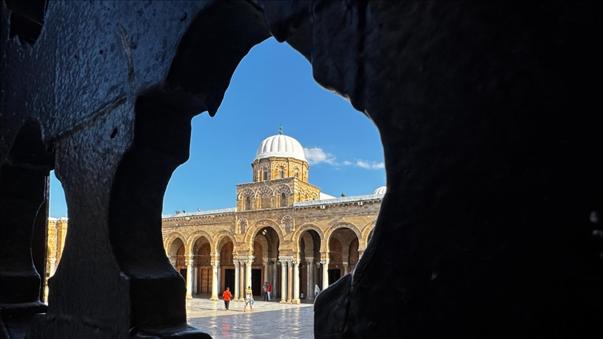 جامع الزيتونة بتونس.. منارة علم وميراث للمصلين عبر العصور (تقرير)