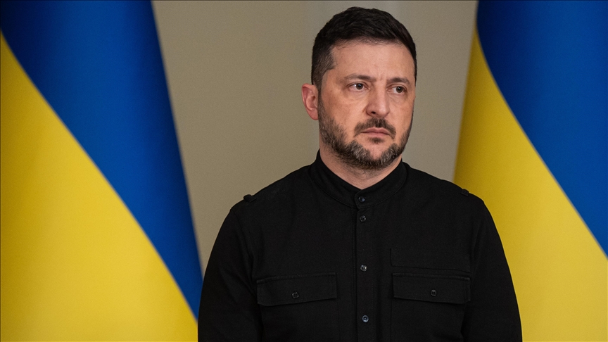 Zelenskyy presents bills to parliament on extending martial law, mobilization in Ukraine