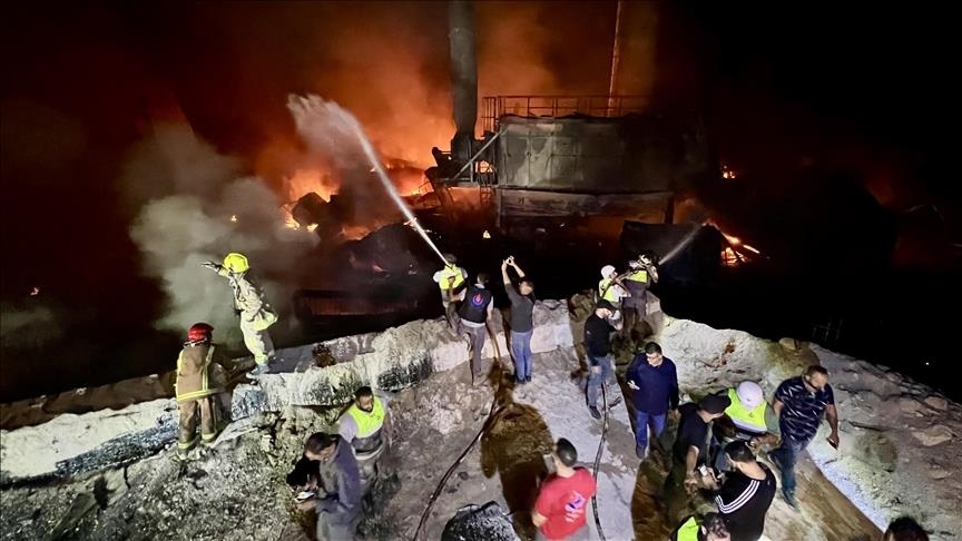Израел изврши воздушни напади во јужен Либан, прекршувајќи го прекинот на огнот
