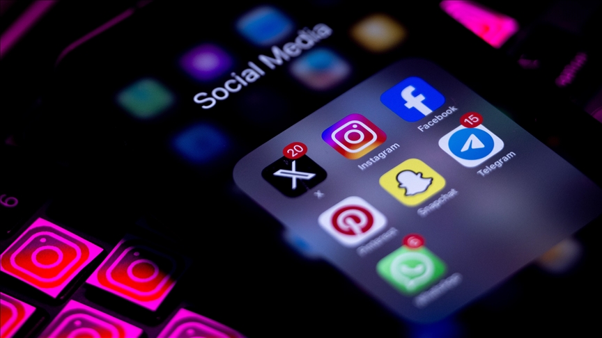 Dutch government to assess child safety risks on Roblox after review of TikTok, Instagram