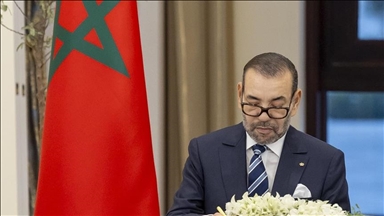 قدم.. ملك المغرب يشيد بفوز منتخب بلاده للشباب بكأس العالم