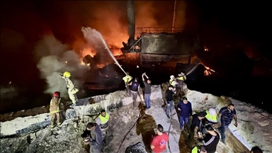 Израел изврши воздушни напади во јужен Либан, прекршувајќи го прекинот на огнот