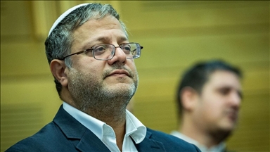 بن غفير يهدد نتنياهو بحال عدم إقرار قانون لإعدام أسرى فلسطينيين