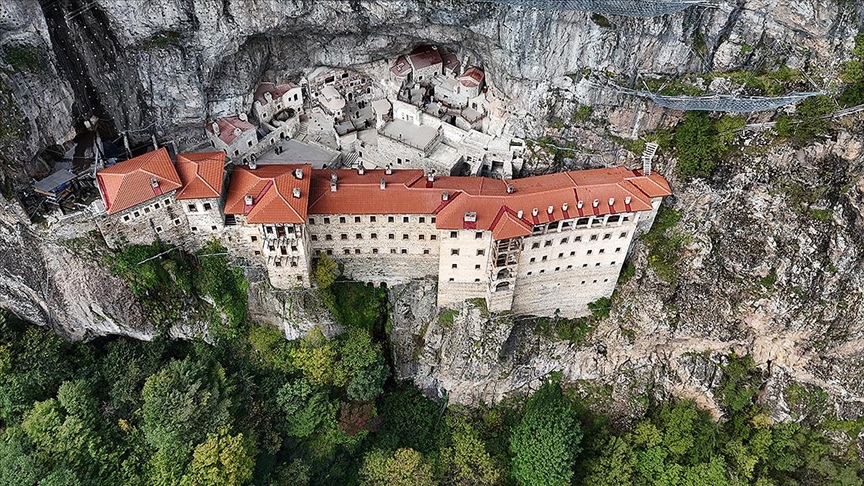 Karadeniz’in kültürel mirası: Sümela Manastırı