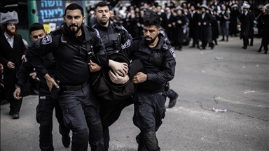 الشرطة الإسرائيلية تشتبك مع يهود متدينين احتجوا على تجنيدهم بالجيش