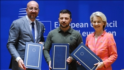 Ucrania y la UE respaldan el cese inmediato de los combates en Ucrania propuesto por Trump