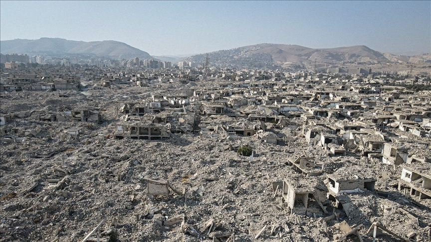 Suriye’nin yeniden inşa maliyetinin 216 milyar dolar olduğu tahmin ediliyor