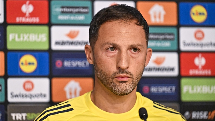 Domenico Tedesco: Stuttgart oynaması zor bir takım, taraftarın desteğiyle iyi bir sonuç alacağımızı düşünüyorum