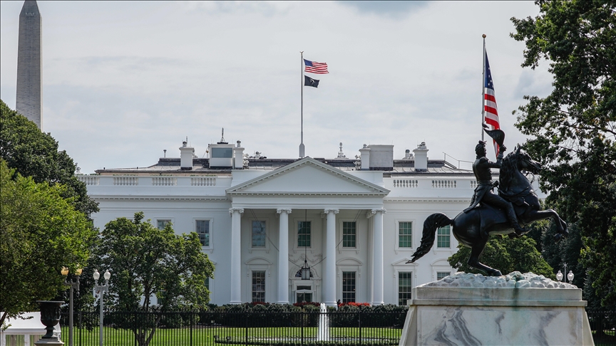 Driver arrested for crashing into White House entrance