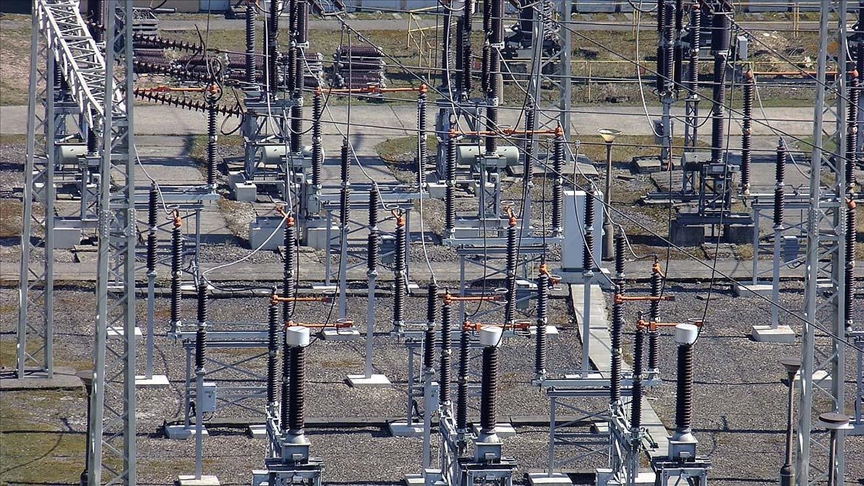 AB, elektrikte vergilerin düşürülmesini istiyor