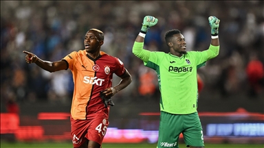 Osimhen ile Onana, Afrika'da yılın futbolcusu ve kalecisi ödüllerine aday gösterildi