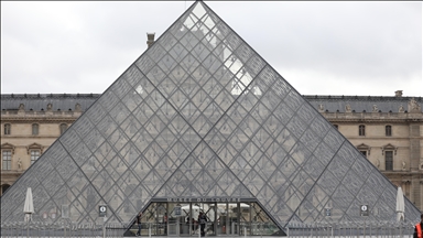 Le musée du Louvre rouvre ses portes après deux jours de fermeture