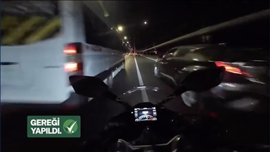 İstanbul'da "makas atarak" trafiği tehlikeye düşüren motosiklet sürücüsü yakalandı