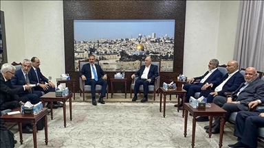 Wezîrê Karên Derva Fîdan û Serokê MÎTê Kalin li Dohayê bi heyeta Hemasê ra hevdîtin kir