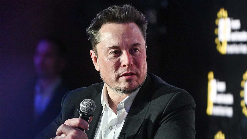 Elon Musk seeks $1T to retain influence over Tesla’s ‘robot army’