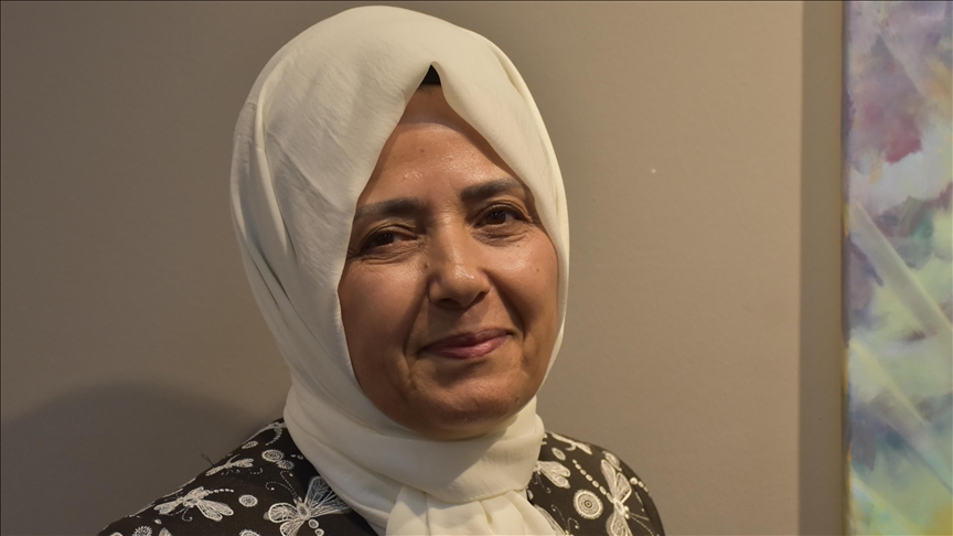 Ressam Nazende Yücel'in "Renkler ve Kadınlar" sergisi açılacak