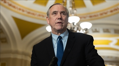 ABD'li Senatör Merkley, Trump'ı eleştirmek için 22 saatten fazla Senato'ya hitap etti
