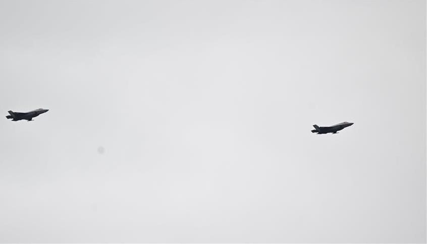 Deux bombardiers stratégiques russes effectuent un vol au-dessus de la mer du Japon
