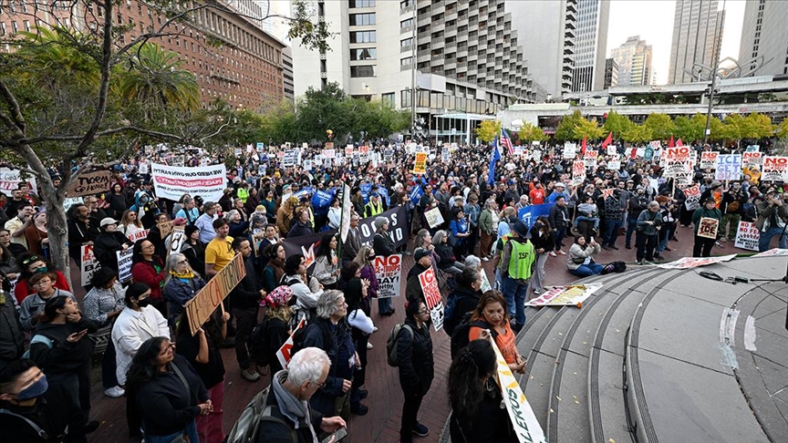 Стотици демонстранти против планот за распоредување на ICE во Сан Франциско