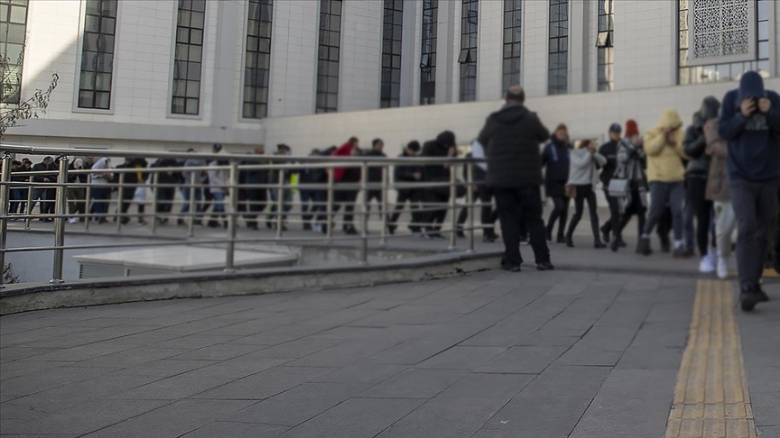 Ankara merkezli dolandırıcılık operasyonlarında 19 kişi tutuklandı 