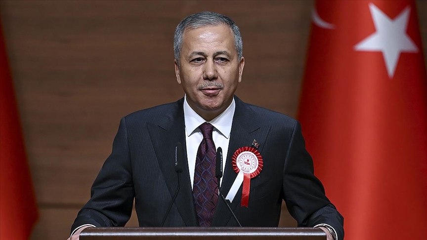 İçişleri Bakanı Yerlikaya'dan yeni trafik kanunu teklifine ilişkin paylaşım