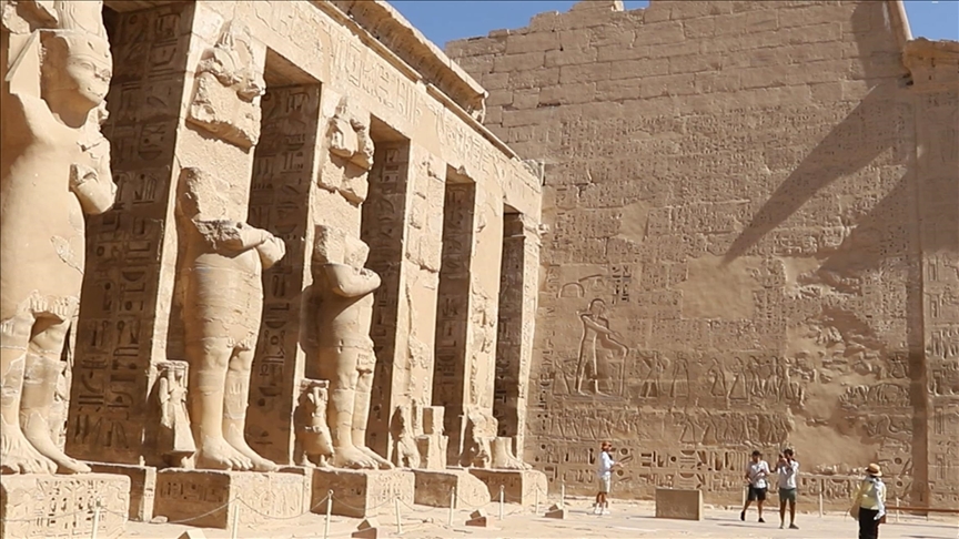 معبد "هابو" بمصر.. تحفة فرعونية تتحدى الزمن (تقرير مصور)