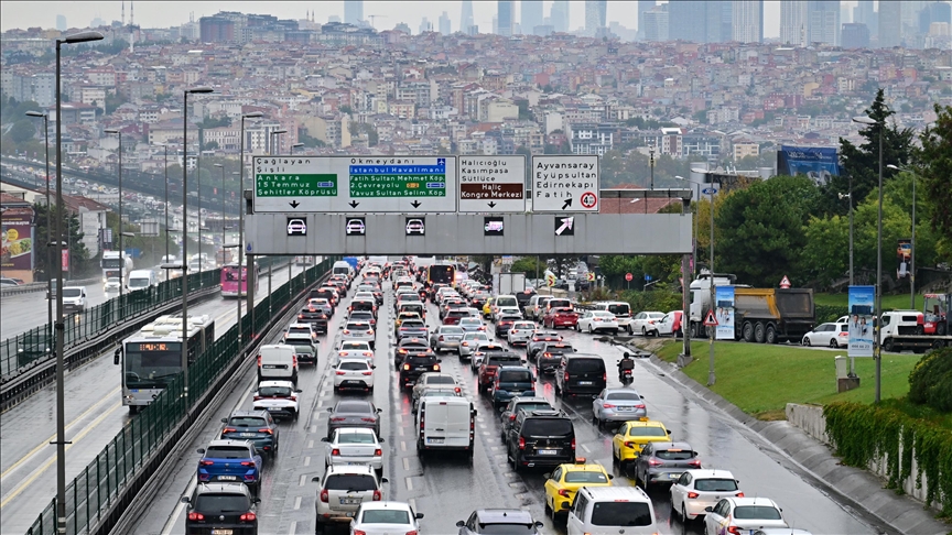 İstanbul'da trafik yoğunluğu yüzde 87'ye çıktı