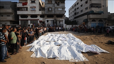 قتلتهم إسرائيل.. نقل رفات 120 فلسطينيا من مقبرة مؤقتة بغزة