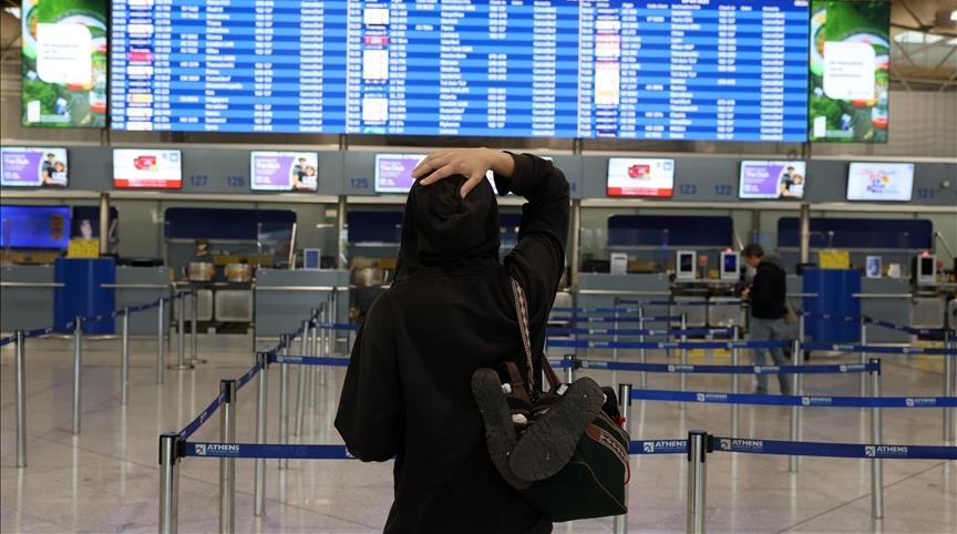 Lithuania closes airports, border crossings with Belarus over balloon incursions