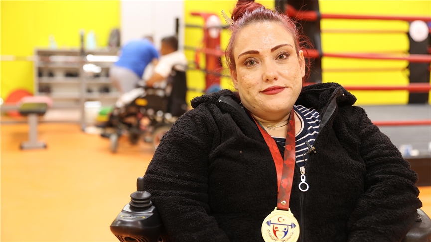 Türkiye şampiyonu bedensel engelli haltercinin hedefi Avrupa birinciliği