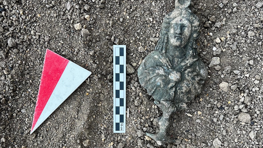 Satala Antik Kenti'nde Mısır Tanrıçası İsis'in bronz büstü bulundu Satala Antik Kenti'nde Mısır Tanrıçası İsis'in bronz büstü bulundu