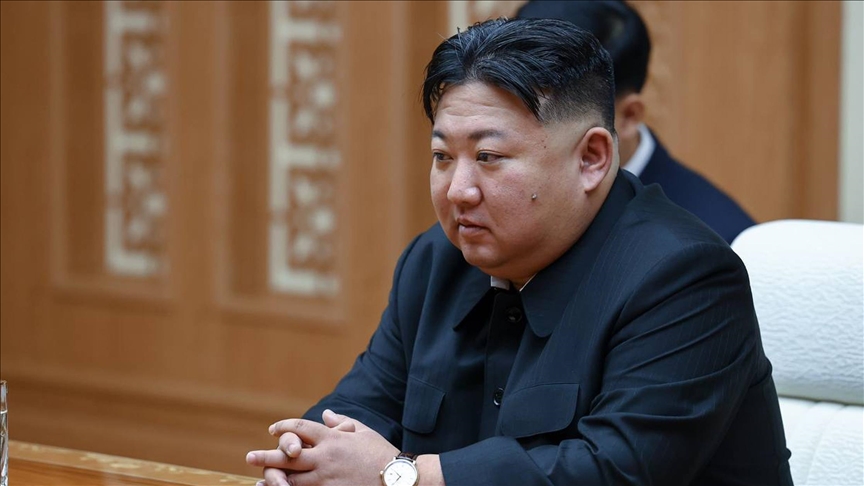 ترامب يبدي انفتاحه للقاء زعيم كوريا الشمالية بجولته الآسيوية