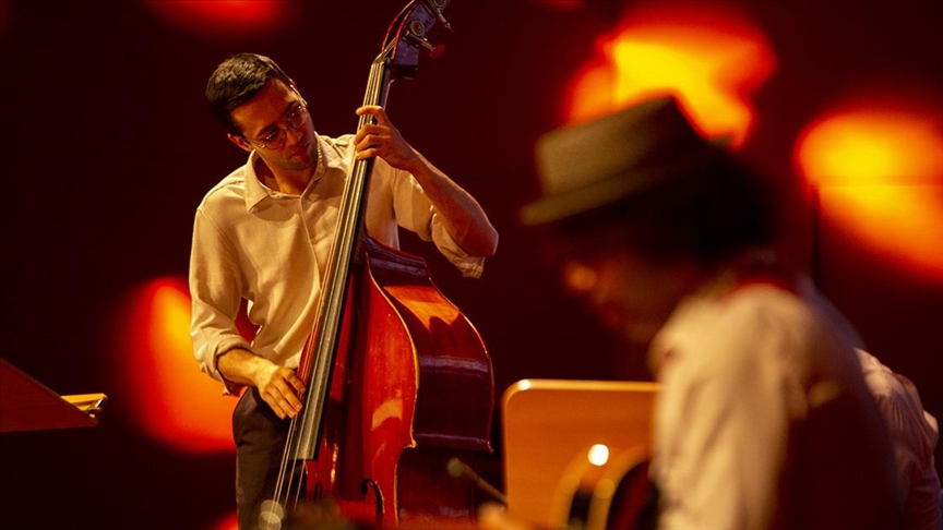 Türkiye’nin Erbil Başkonsolosluğu Cumhuriyet’in 102. yılı dolayısıyla konser düzenledi Türkiye’nin Erbil Başkonsolosluğu Cumhuriyet’in 102. yılı dolayısıyla konser düzenledi