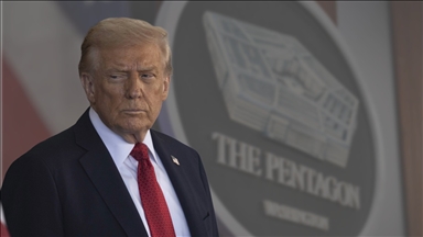 Pentagon, personel maaşını ödemek için Trump'ın "bir müttefikinden" bağış kullanacak