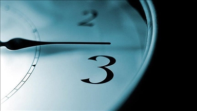 Europe turns clocks 1 hour back as debate over Daylight Saving Time resurfaces