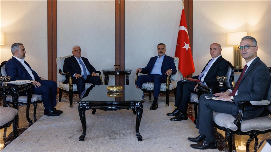 دیدار فیدان با رئیس کمیسیون حشدالشعبی در آنکارا