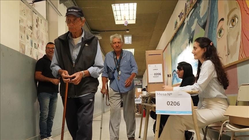 Les Argentins votent lors des élections législatives de mi-mandat