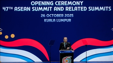 US signs trade deals with Malaysia, Cambodia after peace agreement