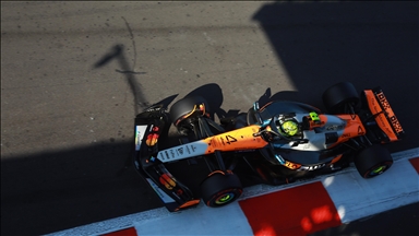 Lando Norris takes pole in F1 Mexico Grand Prix