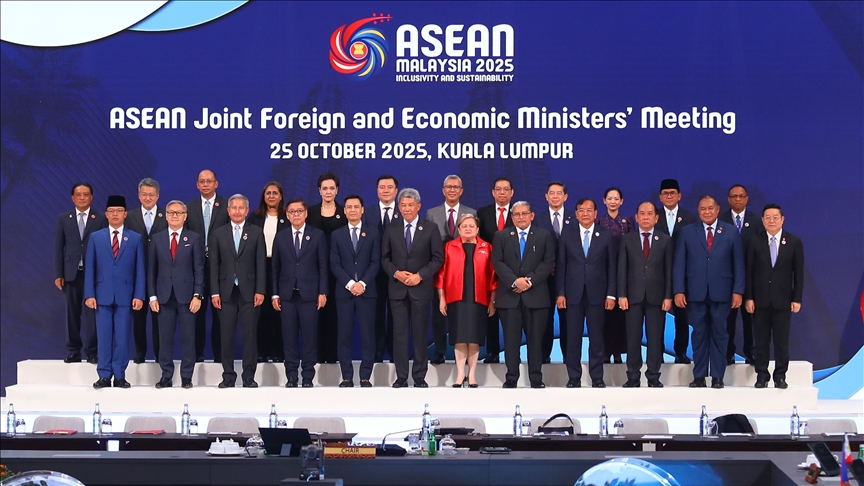 Myanmar : L’ASEAN appelle à des mesures concrètes pour mettre fin immédiatement à la « violence aveugle »