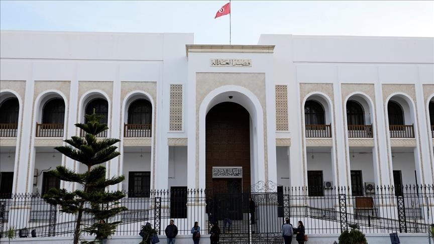 تونس.. عائلات موقوفين بـ"قضية التآمر" تطالب بجلسة استئناف حضورية