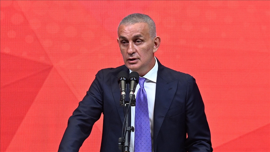 TFF Başkanı Hacıosmanoğlu, profesyonel liglerde görev alan 571 hakemden 152'sinin bahis oynadığını açıkladı