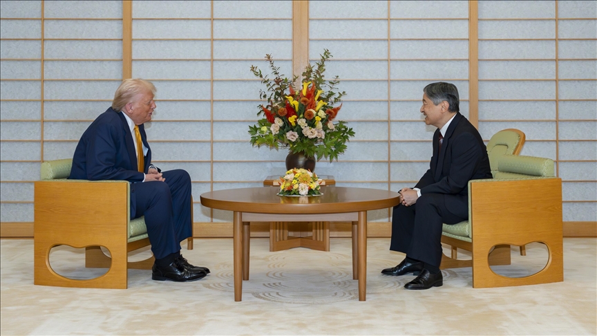 Trump takohet me perandorin japonez Naruhito në Tokio