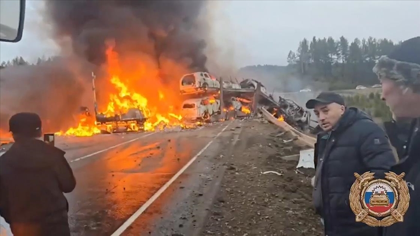 Едно лице загина, пет возила уништени во страшна сообраќајна несреќа во Русија